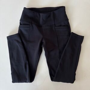Athleta Black Fleece Lined Leggings with Front and Back Pockets XS Petite